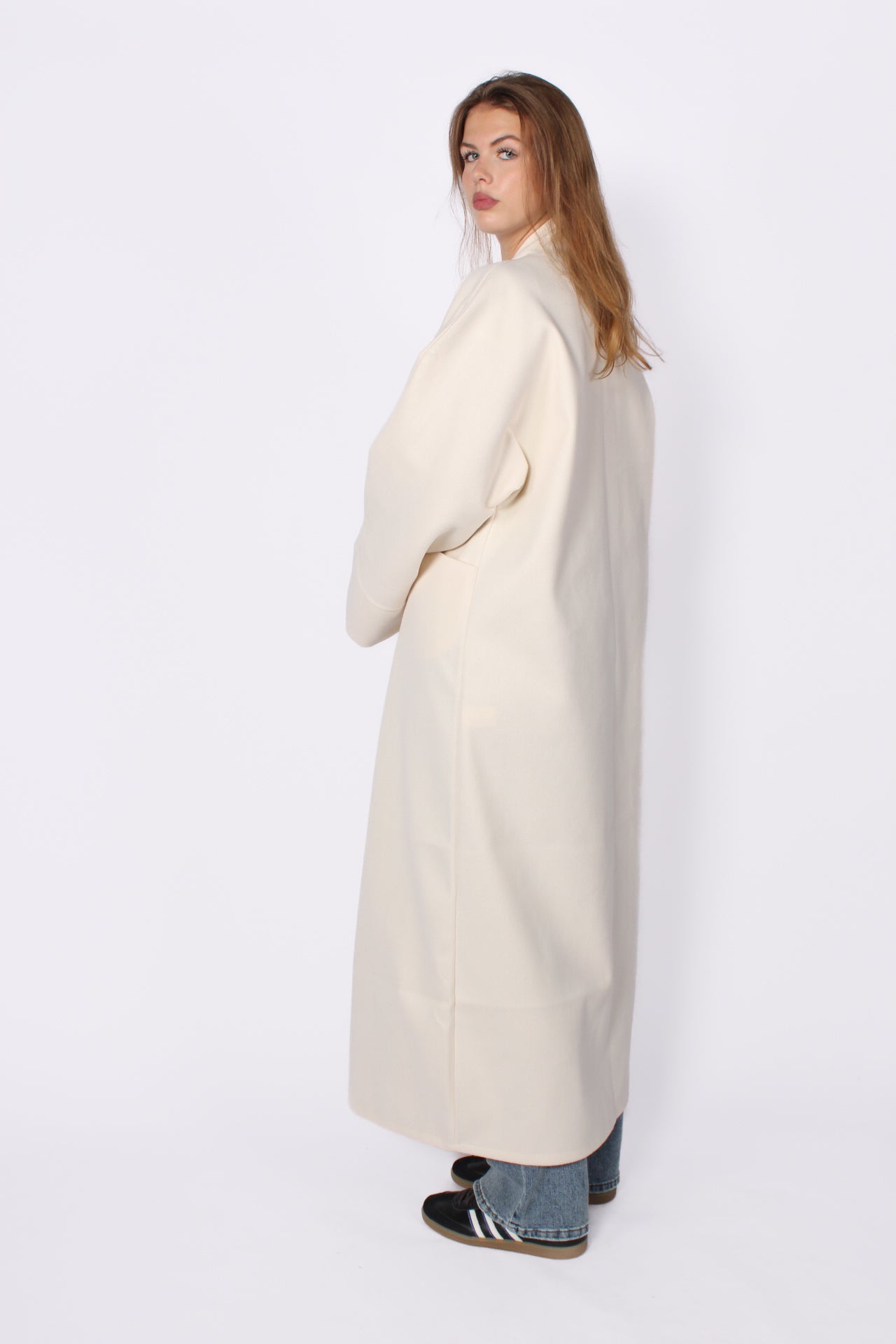 “TALL'' NYLA KIMONO - BEIGE