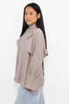 FLOWY RUFFLE BLOUSE