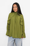 FLOWY RUFFLE BLOUSE