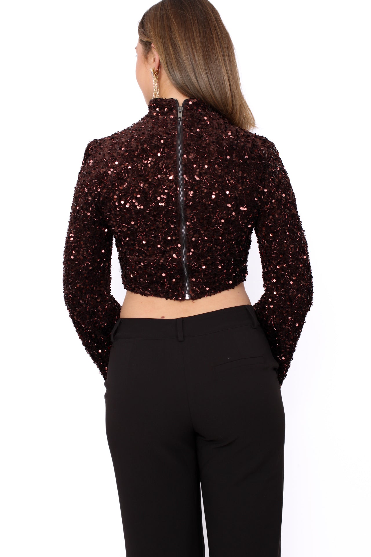 Cropped bruine pailletten top met flare mouwen en rugrits