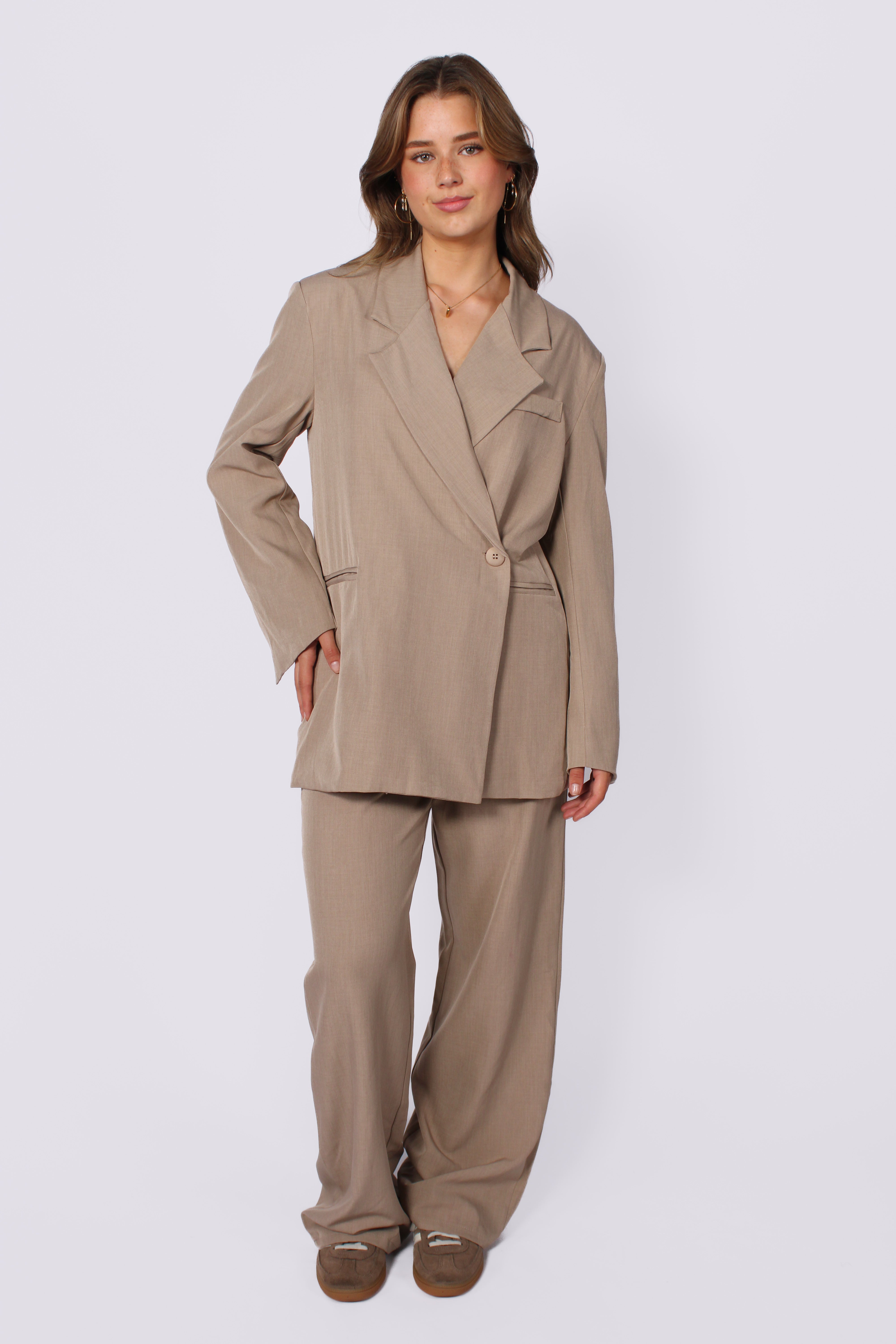 BOSS BABE SET - TAUPE