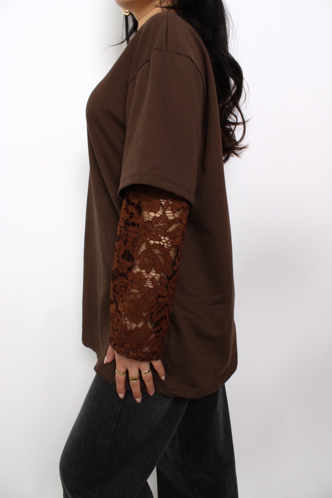 LACE TEE - BROWN