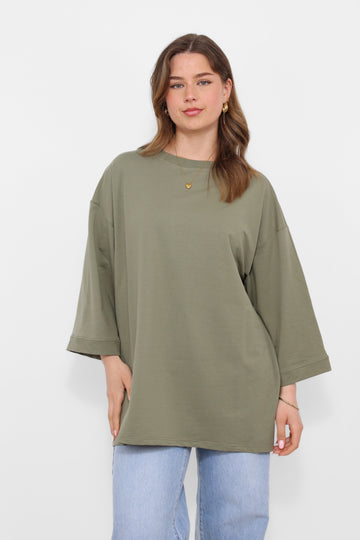 OVERSIZED BASIC TEE