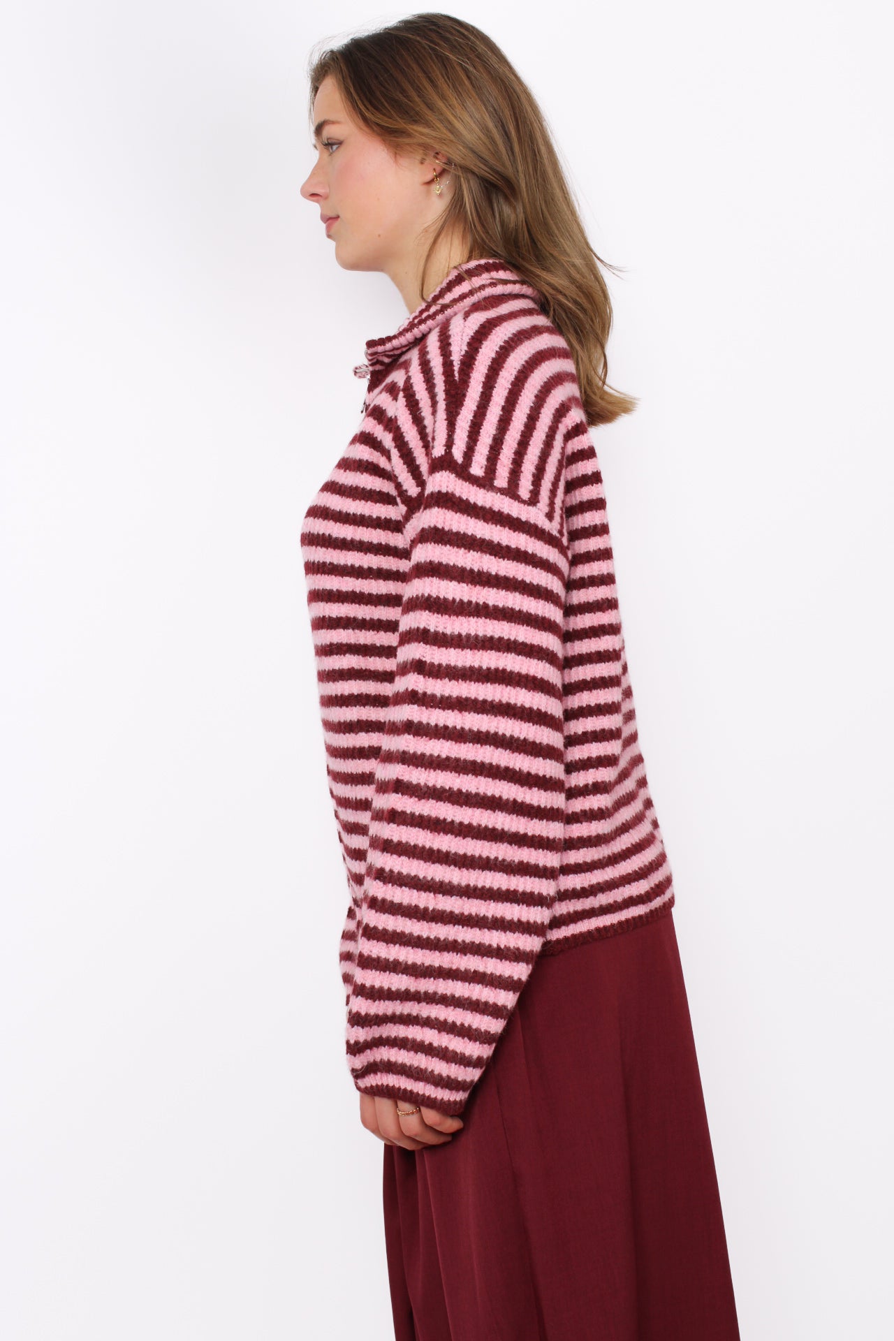 STRIPED ZIPPER KNIT - BORDEAUX