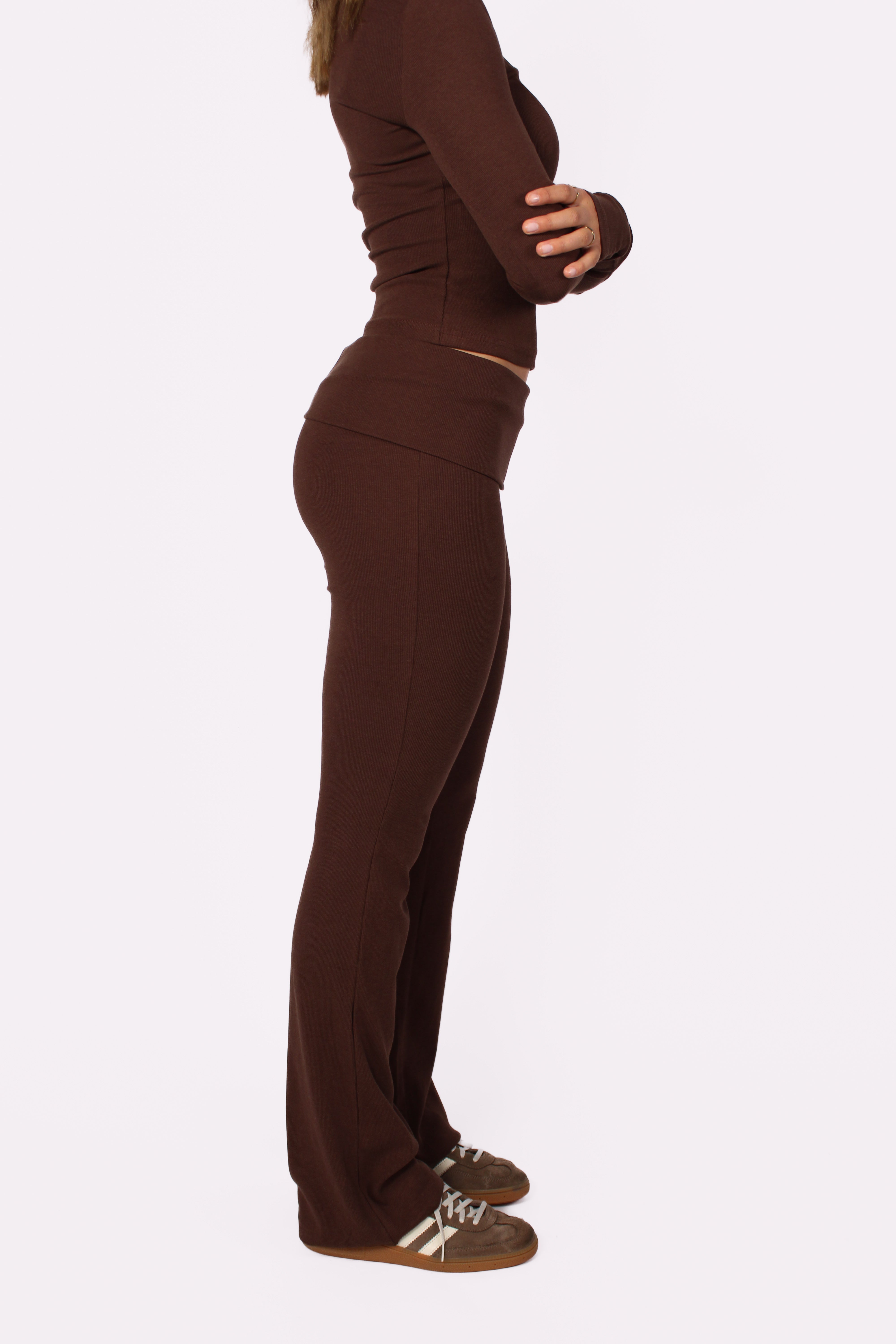 RIBBED FOLD OVER PANTS - BROWN
