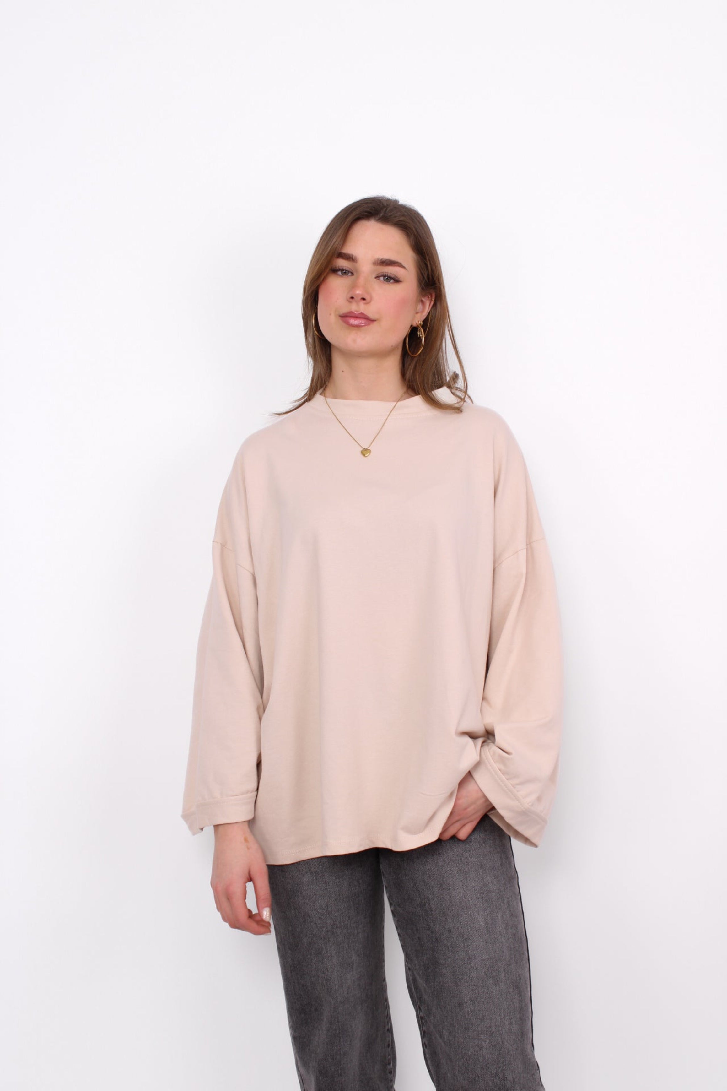 OVERSIZED BASIC LONG SLEEVE - BEIGE