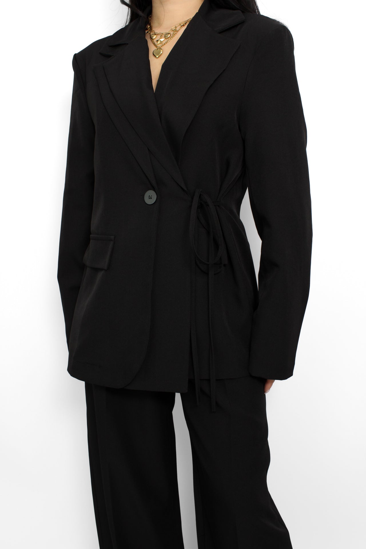 Twee-delige set met blazer en pantalon in een klassieke pasvorm.