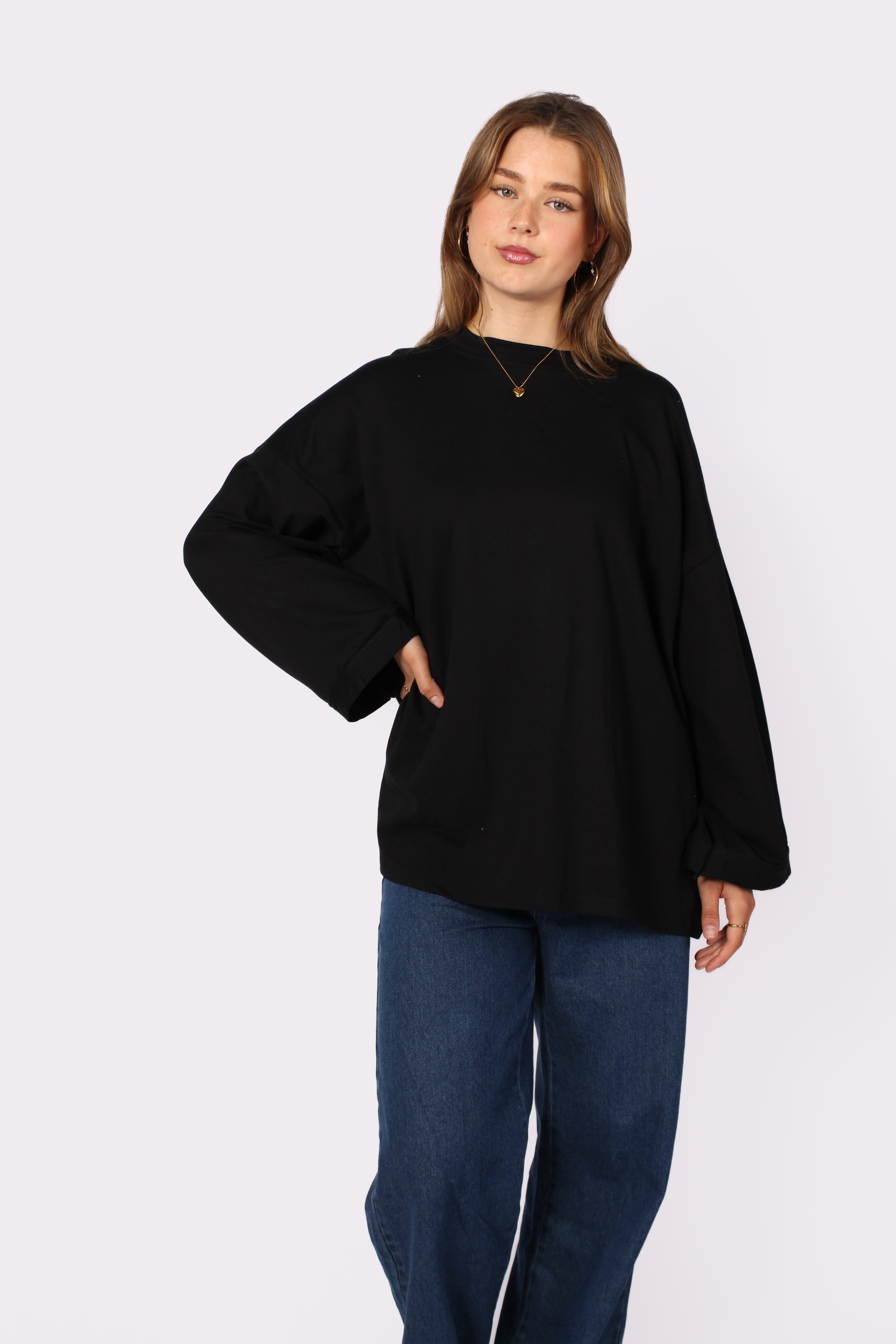 OVERSIZED BASIC LONG SLEEVE - BLACK