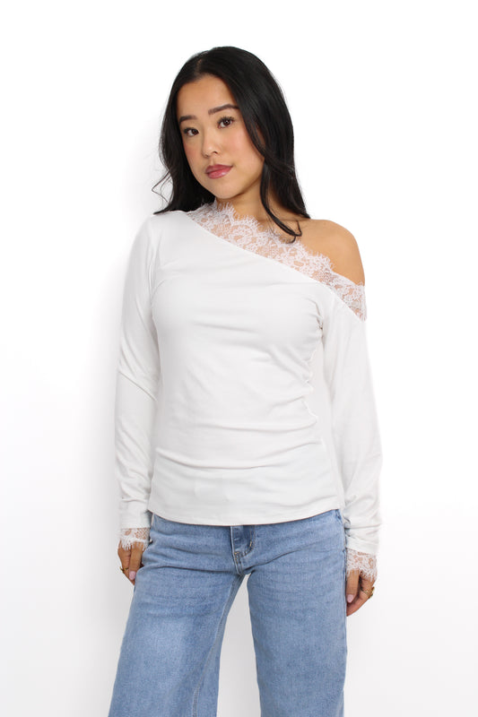 ONE SHOULDER LACE TOP - WHITE
