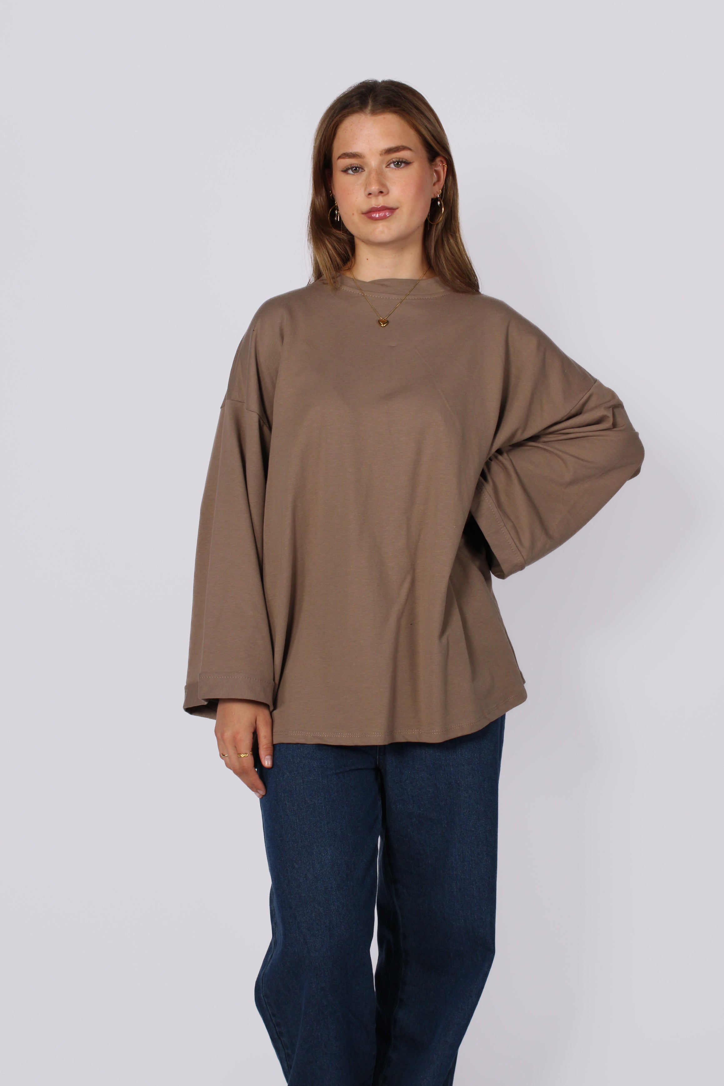 OVERSIZED BASIC LONG SLEEVE - TAUPE
