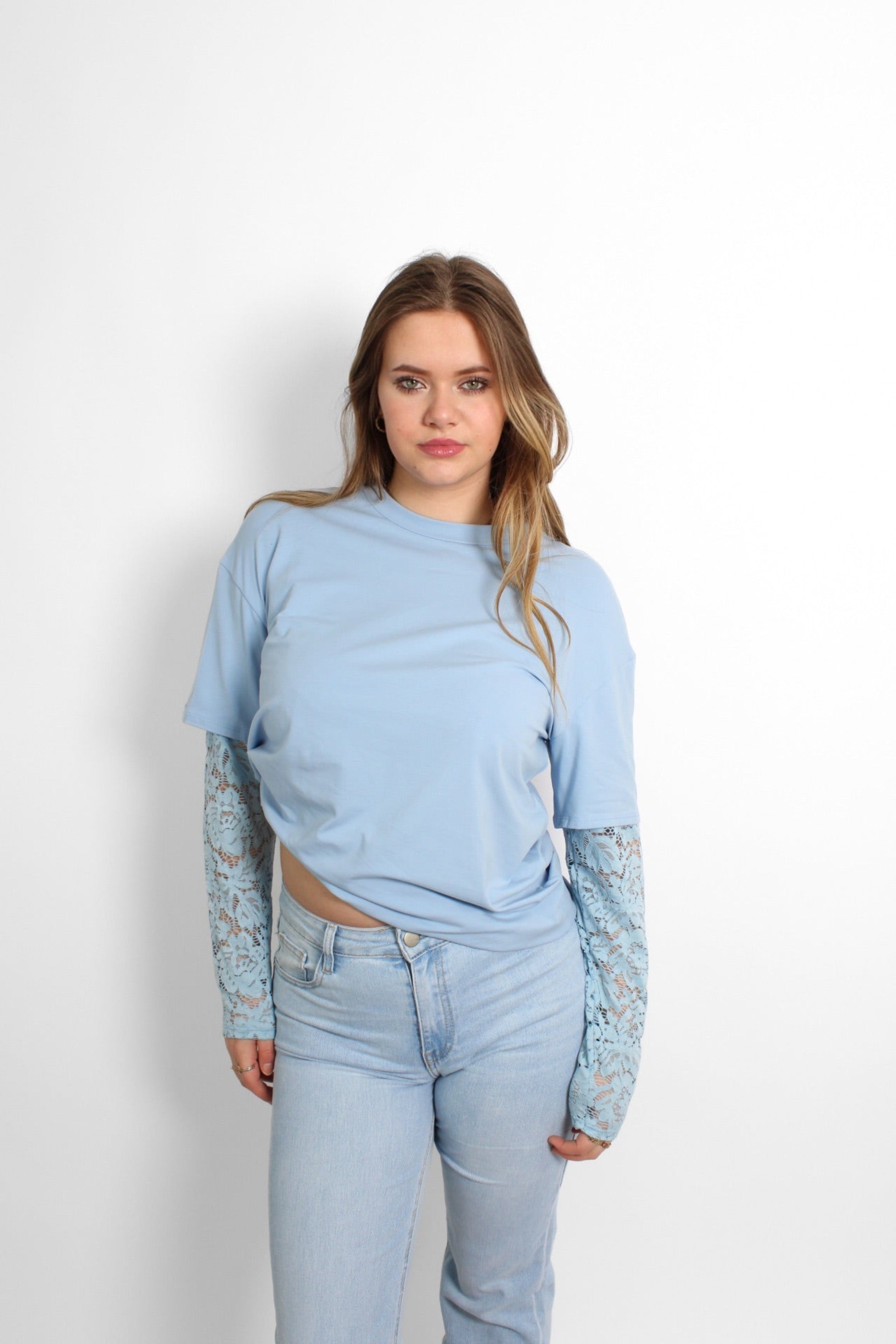 LACE TEE - SKY BLUE