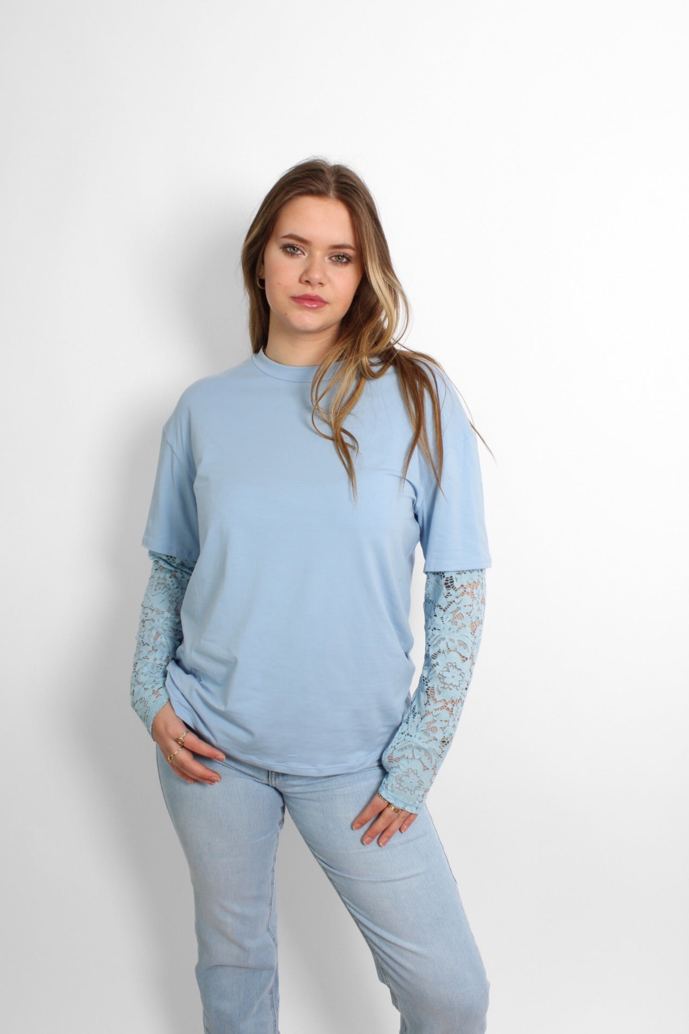 LACE TEE - SKY BLUE
