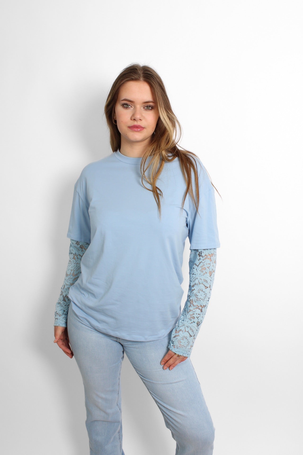 LACE TEE - SKY BLUE