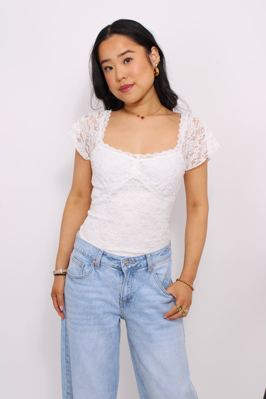 ROMANCE LACE TOP - WHITE