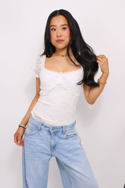 ROMANCE LACE TOP - WHITE