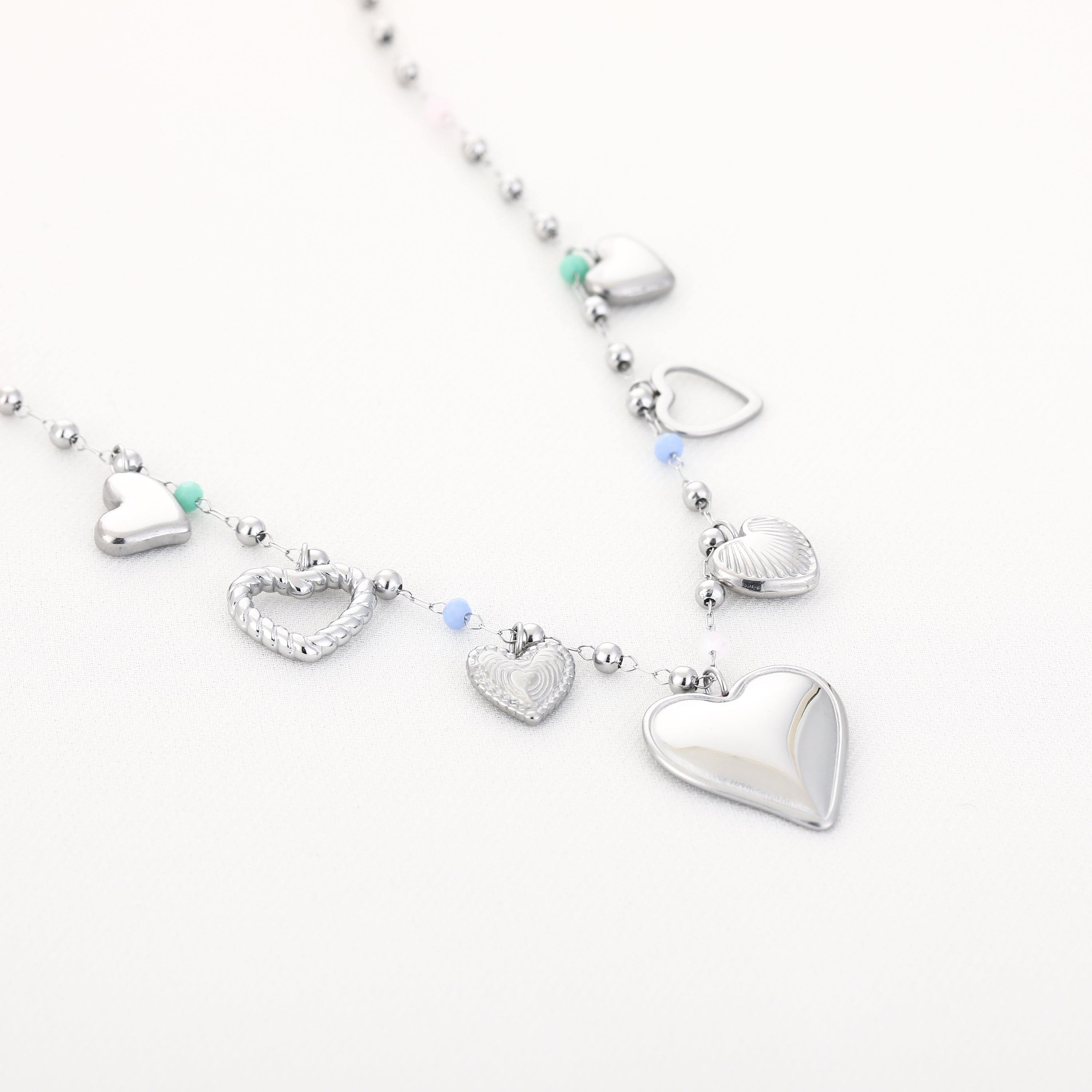 ALL OVER HEARTS NECKLACE - SILVER