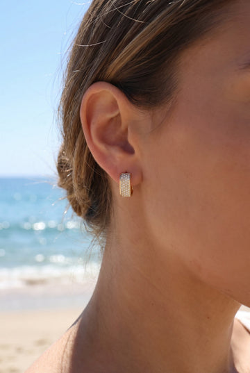 GLOWING EVERY MOMENT - EARRING