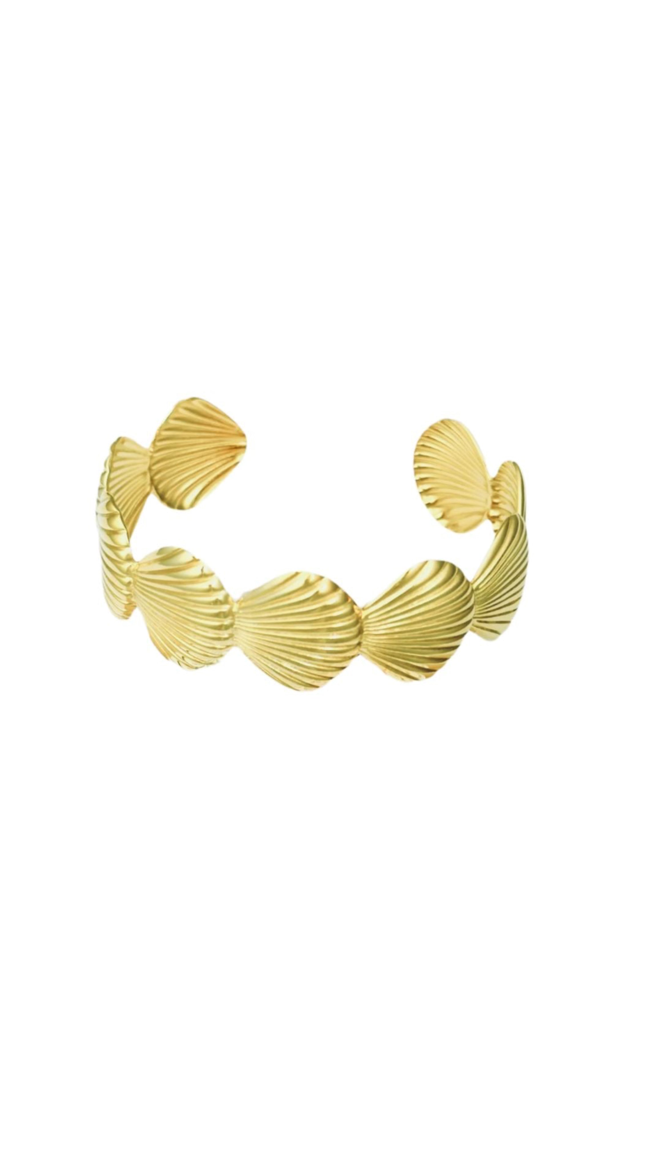 SHELL BANGLE - GOLD